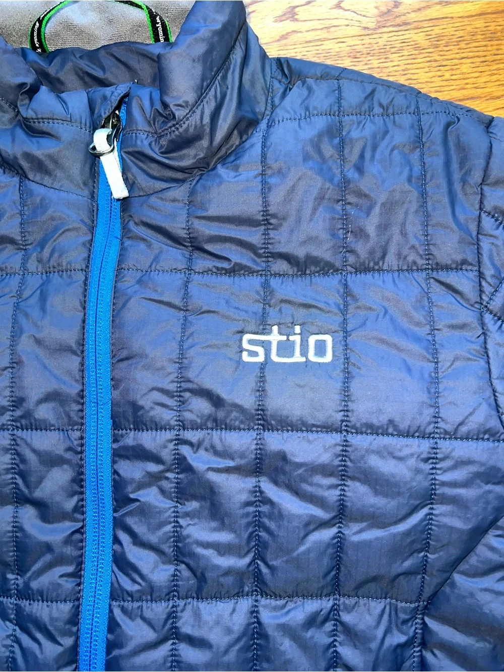 EUC Stio Azura Insulated Jacket Kids 10